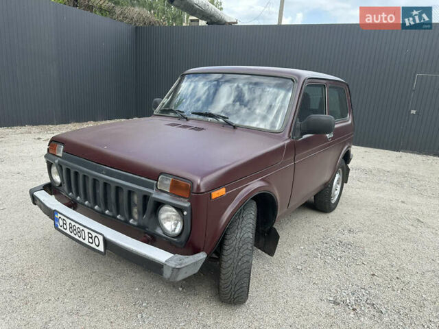 Красный ВАЗ 21214, объемом двигателя 1.69 л и пробегом 239 тыс. км за 3700 $, фото 26 на Automoto.ua