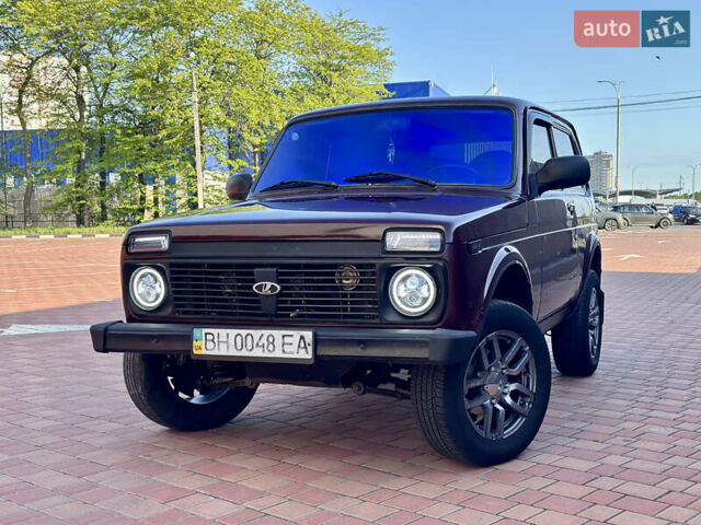Червоний ВАЗ 21214, об'ємом двигуна 1.7 л та пробігом 160 тис. км за 4200 $, фото 26 на Automoto.ua
