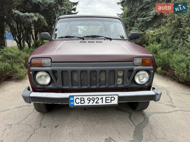 Червоний ВАЗ 21214, об'ємом двигуна 1.7 л та пробігом 239 тис. км за 3600 $, фото 1 на Automoto.ua