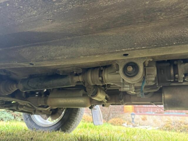 Красный ВАЗ 21214, объемом двигателя 1.7 л и пробегом 160 тыс. км за 5500 $, фото 6 на Automoto.ua