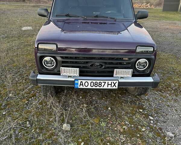 Красный ВАЗ 21214, объемом двигателя 0 л и пробегом 130 тыс. км за 6300 $, фото 8 на Automoto.ua