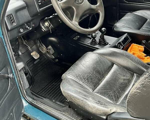 ВАЗ 21214, объемом двигателя 1.6 л и пробегом 185 тыс. км за 4000 $, фото 19 на Automoto.ua