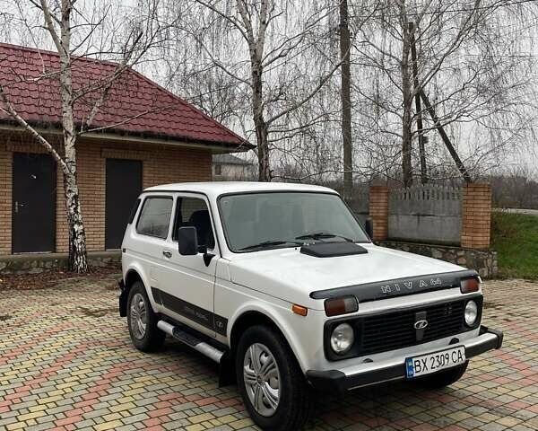 ВАЗ 21214, объемом двигателя 1.7 л и пробегом 95 тыс. км за 3600 $, фото 1 на Automoto.ua