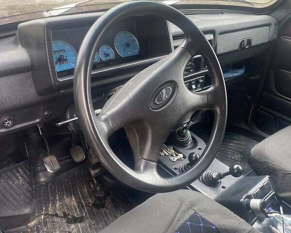 ВАЗ 21214, об'ємом двигуна 1.7 л та пробігом 35 тис. км за 4200 $, фото 2 на Automoto.ua