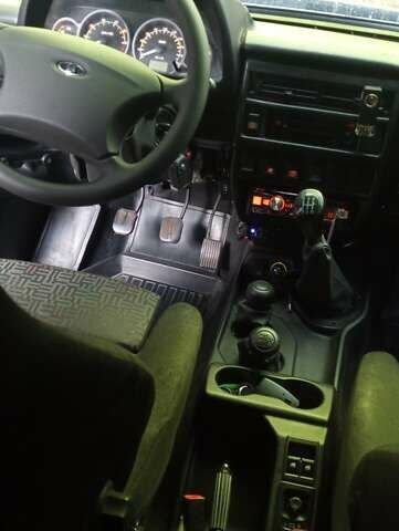 ВАЗ 21214, объемом двигателя 1.69 л и пробегом 140 тыс. км за 5800 $, фото 11 на Automoto.ua