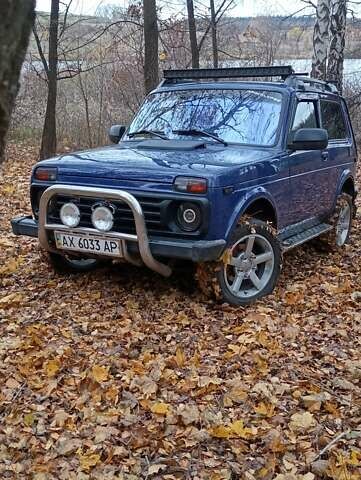 ВАЗ 21214, объемом двигателя 1.69 л и пробегом 140 тыс. км за 5800 $, фото 2 на Automoto.ua
