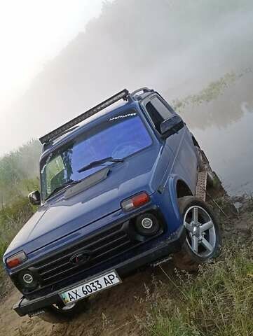 ВАЗ 21214, объемом двигателя 1.69 л и пробегом 140 тыс. км за 5800 $, фото 4 на Automoto.ua