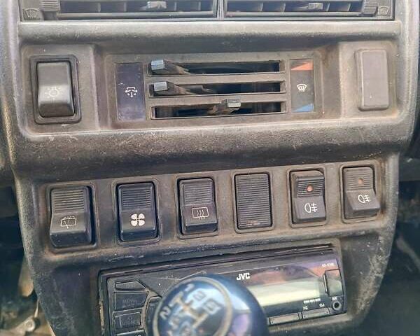 ВАЗ 21214, объемом двигателя 1.7 л и пробегом 214 тыс. км за 2500 $, фото 6 на Automoto.ua