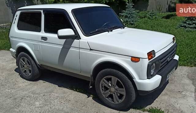 ВАЗ 21214, объемом двигателя 1.7 л и пробегом 27 тыс. км за 6500 $, фото 8 на Automoto.ua