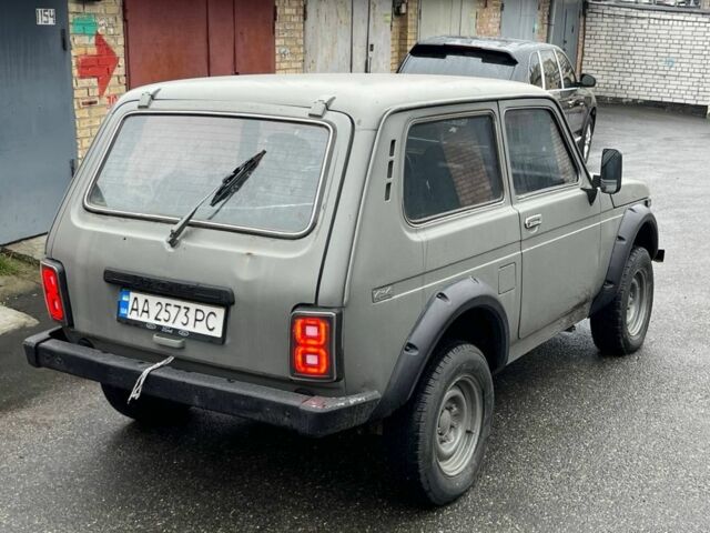 Синий ВАЗ 21214, объемом двигателя 1.7 л и пробегом 150 тыс. км за 2350 $, фото 3 на Automoto.ua