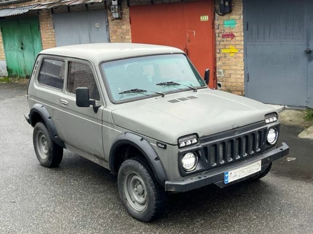 Синий ВАЗ 21214, объемом двигателя 1.7 л и пробегом 150 тыс. км за 2350 $, фото 2 на Automoto.ua