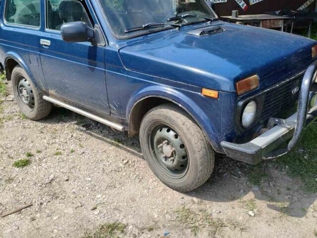 Синий ВАЗ 21214, объемом двигателя 1.7 л и пробегом 3 тыс. км за 2500 $, фото 8 на Automoto.ua