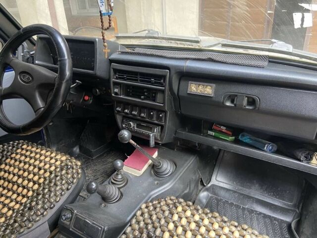 Синій ВАЗ 21214, об'ємом двигуна 1.7 л та пробігом 150 тис. км за 2007 $, фото 7 на Automoto.ua