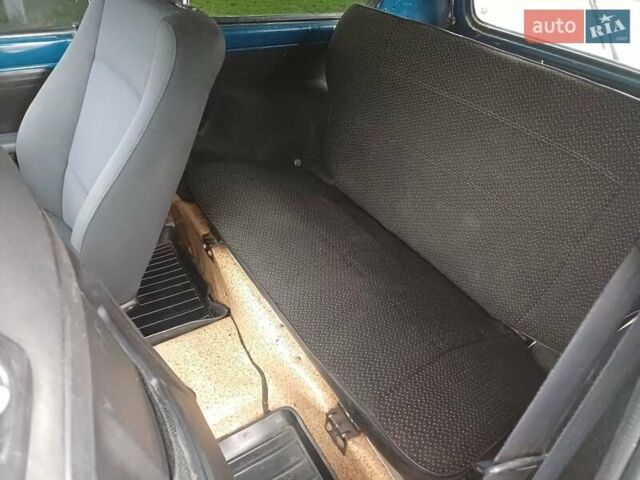 Синий ВАЗ 21214, объемом двигателя 1.7 л и пробегом 186 тыс. км за 3200 $, фото 7 на Automoto.ua