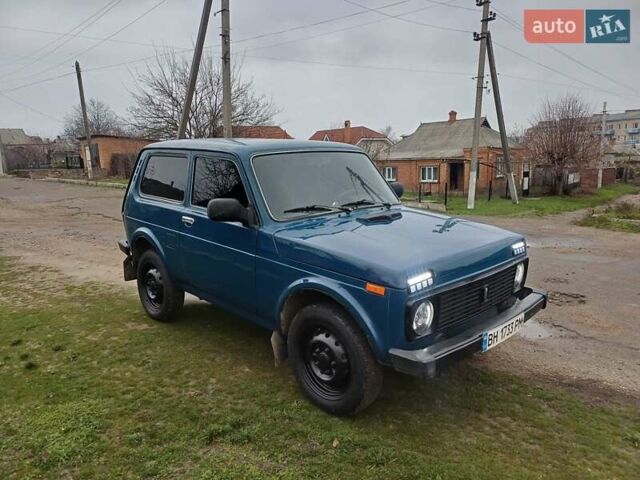 Синий ВАЗ 21214, объемом двигателя 1.7 л и пробегом 186 тыс. км за 3200 $, фото 14 на Automoto.ua