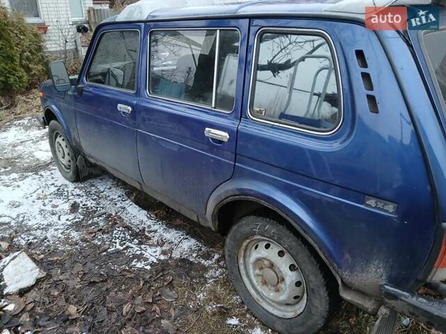 Синий ВАЗ 21214, объемом двигателя 1.8 л и пробегом 250 тыс. км за 3900 $, фото 1 на Automoto.ua
