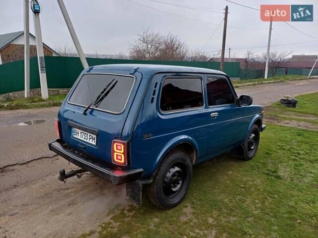 Синий ВАЗ 21214, объемом двигателя 1.7 л и пробегом 186 тыс. км за 3200 $, фото 15 на Automoto.ua