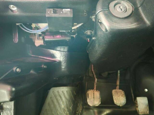 Синий ВАЗ 21214, объемом двигателя 1.7 л и пробегом 74 тыс. км за 4300 $, фото 13 на Automoto.ua