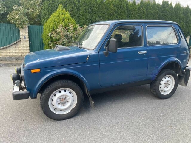 Синій ВАЗ 21214, об'ємом двигуна 1.7 л та пробігом 212 тис. км за 2200 $, фото 1 на Automoto.ua