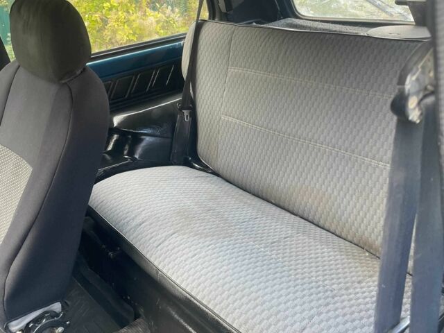 Синій ВАЗ 21214, об'ємом двигуна 1.7 л та пробігом 212 тис. км за 2200 $, фото 13 на Automoto.ua