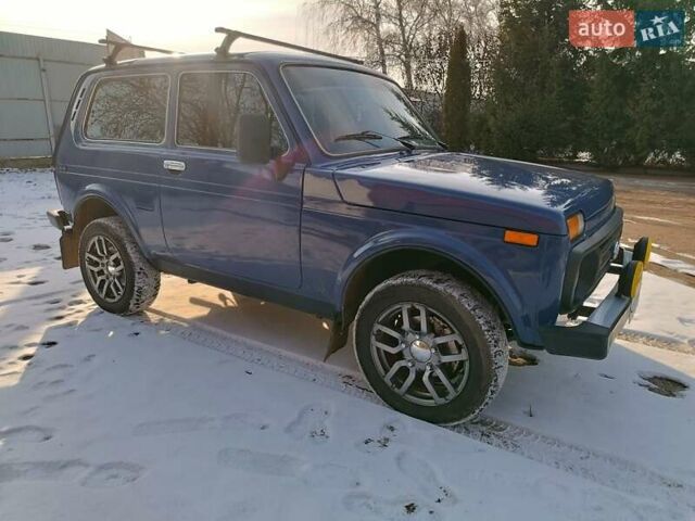 Синій ВАЗ 21214, об'ємом двигуна 1.7 л та пробігом 90 тис. км за 3950 $, фото 2 на Automoto.ua