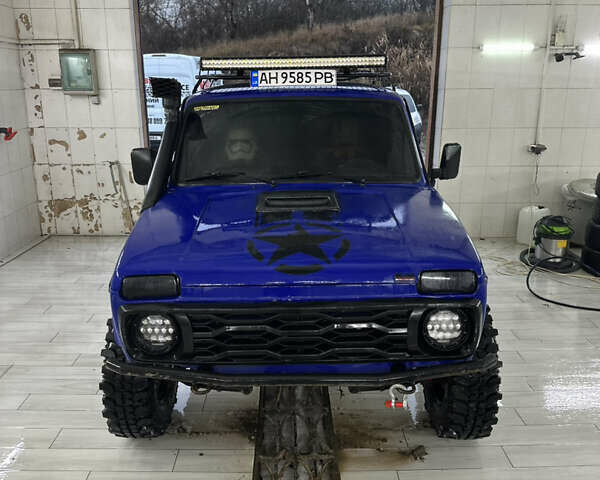 Синий ВАЗ 21214, объемом двигателя 1.7 л и пробегом 150 тыс. км за 3600 $, фото 8 на Automoto.ua
