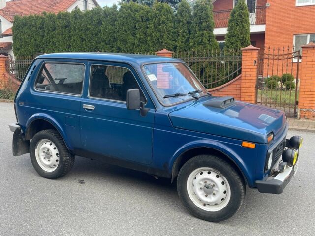 Синій ВАЗ 21214, об'ємом двигуна 1.7 л та пробігом 212 тис. км за 2200 $, фото 6 на Automoto.ua