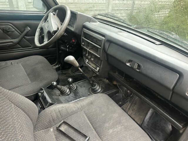 Синій ВАЗ 21214, об'ємом двигуна 0 л та пробігом 100 тис. км за 1350 $, фото 7 на Automoto.ua