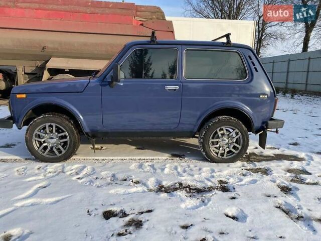 Синій ВАЗ 21214, об'ємом двигуна 1.7 л та пробігом 90 тис. км за 3950 $, фото 5 на Automoto.ua