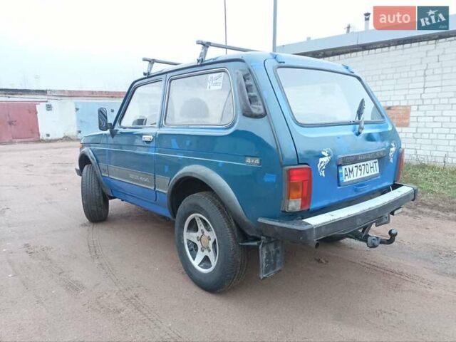 Синий ВАЗ 21214, объемом двигателя 1.7 л и пробегом 100 тыс. км за 2800 $, фото 3 на Automoto.ua