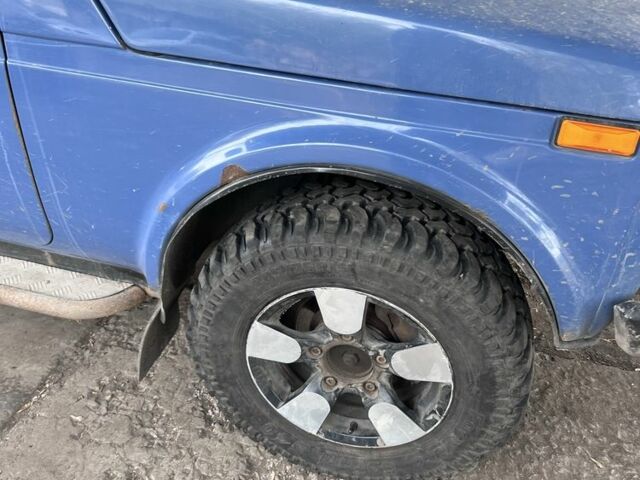 ВАЗ 21214 2006 в Изюме на Automoto.ua Синий ВАЗ 21214, объемом двигателя 1.7 л и пробегом 180 тыс. км за 3200 $, фото 6 на Automoto.ua