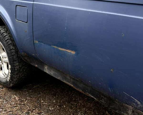 Синий ВАЗ 21214, объемом двигателя 1.7 л и пробегом 80 тыс. км за 3500 $, фото 8 на Automoto.ua