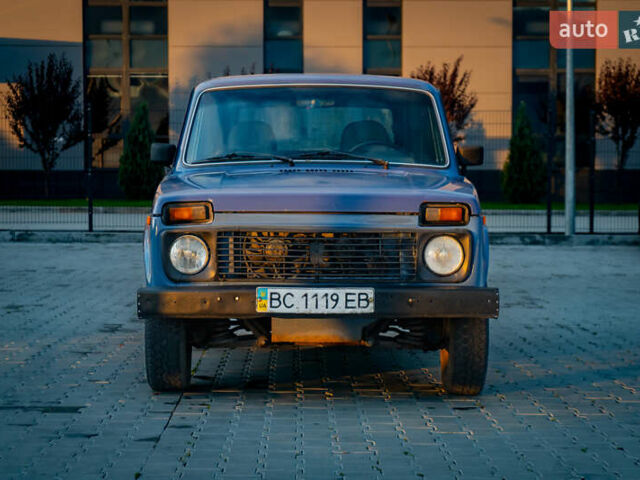 Синій ВАЗ 21214, об'ємом двигуна 1.7 л та пробігом 165 тис. км за 3000 $, фото 1 на Automoto.ua