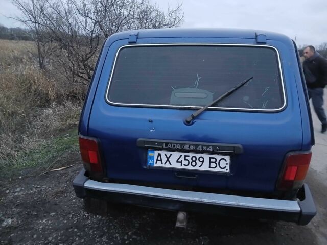 Синій ВАЗ 21214, об'ємом двигуна 1.7 л та пробігом 216 тис. км за 2300 $, фото 4 на Automoto.ua
