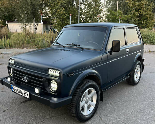 Синий ВАЗ 21214, объемом двигателя 1.7 л и пробегом 204 тыс. км за 4999 $, фото 8 на Automoto.ua