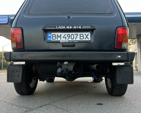 Синий ВАЗ 21214, объемом двигателя 1.7 л и пробегом 204 тыс. км за 4999 $, фото 6 на Automoto.ua