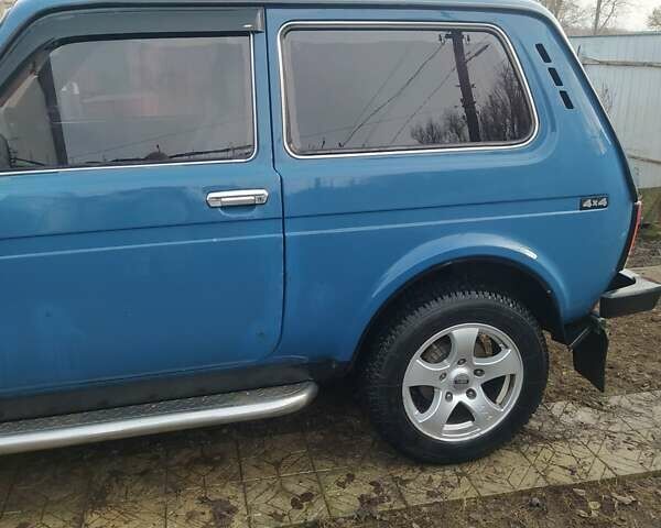 Синій ВАЗ 21214, об'ємом двигуна 1.7 л та пробігом 89 тис. км за 3500 $, фото 3 на Automoto.ua