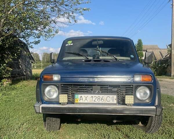 Синий ВАЗ 21214, объемом двигателя 1.7 л и пробегом 183 тыс. км за 2500 $, фото 1 на Automoto.ua