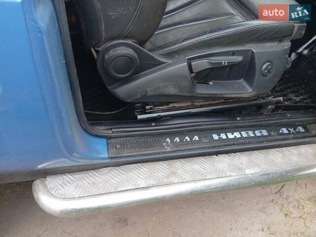Синій ВАЗ 21214, об'ємом двигуна 1.7 л та пробігом 170 тис. км за 3865 $, фото 6 на Automoto.ua