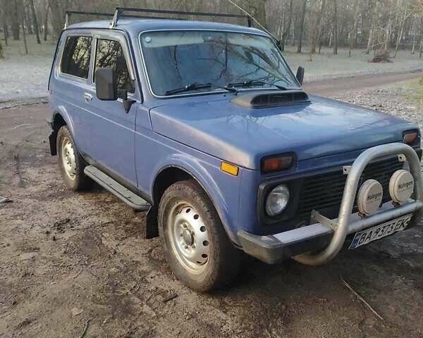 Синий ВАЗ 21214, объемом двигателя 1.7 л и пробегом 115 тыс. км за 3700 $, фото 1 на Automoto.ua