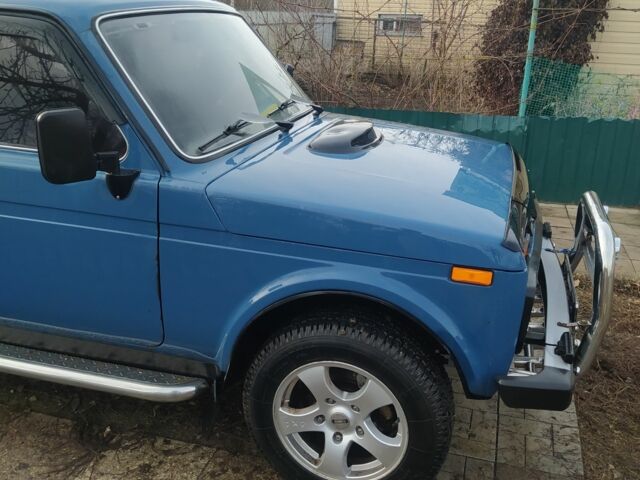 Синій ВАЗ 21214, об'ємом двигуна 1.7 л та пробігом 89 тис. км за 3500 $, фото 1 на Automoto.ua