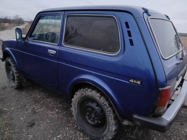 Синій ВАЗ 21214, об'ємом двигуна 1.7 л та пробігом 216 тис. км за 2300 $, фото 2 на Automoto.ua