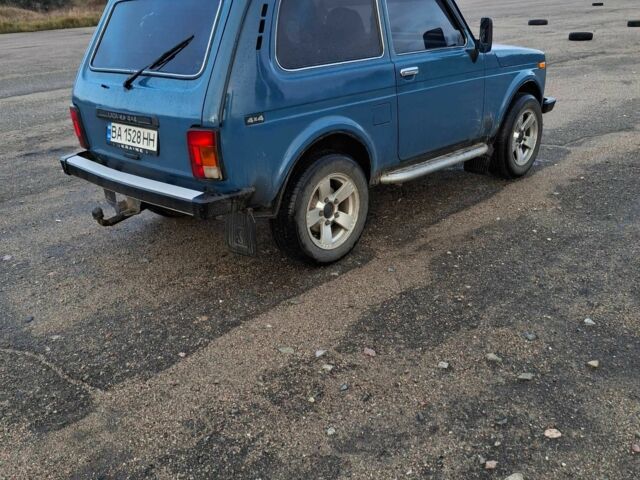 ВАЗ 21214 2007 в Александровка на Automoto.ua Синий ВАЗ 21214, объемом двигателя 1.7 л и пробегом 152 тыс. км за 3000 $, фото 4 на Automoto.ua