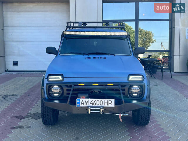 Синий ВАЗ 21214, объемом двигателя 1.7 л и пробегом 172 тыс. км за 5000 $, фото 1 на Automoto.ua