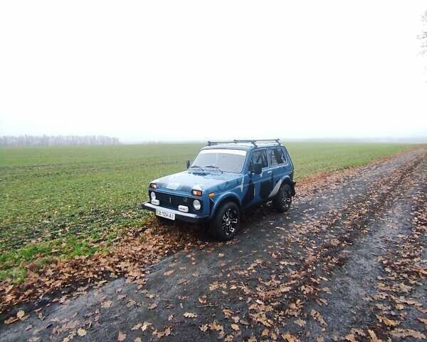Синій ВАЗ 21214, об'ємом двигуна 1.7 л та пробігом 60 тис. км за 4300 $, фото 10 на Automoto.ua