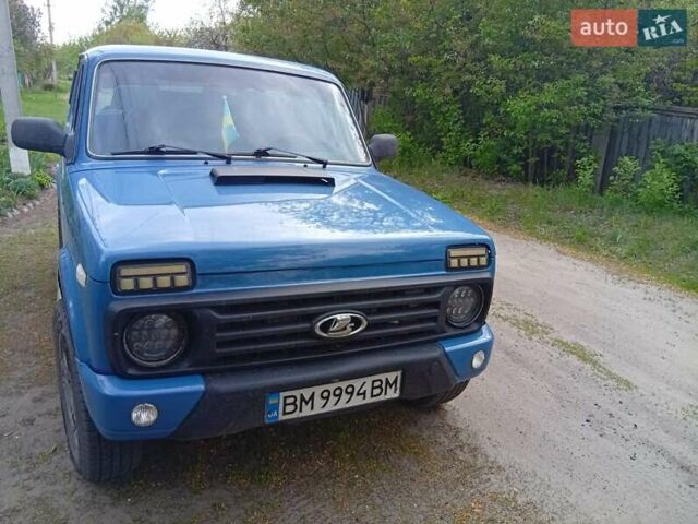 Синій ВАЗ 21214, об'ємом двигуна 1.7 л та пробігом 170 тис. км за 3865 $, фото 1 на Automoto.ua