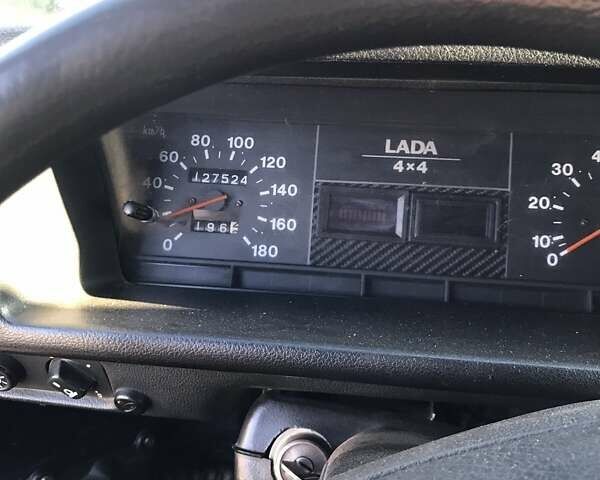 Синий ВАЗ 21214, объемом двигателя 1.7 л и пробегом 127 тыс. км за 4500 $, фото 3 на Automoto.ua