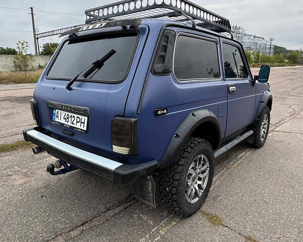 Синий ВАЗ 21214, объемом двигателя 1.7 л и пробегом 167 тыс. км за 5000 $, фото 3 на Automoto.ua