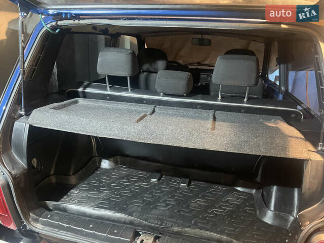 Синій ВАЗ 21214, об'ємом двигуна 1.7 л та пробігом 150 тис. км за 4500 $, фото 6 на Automoto.ua