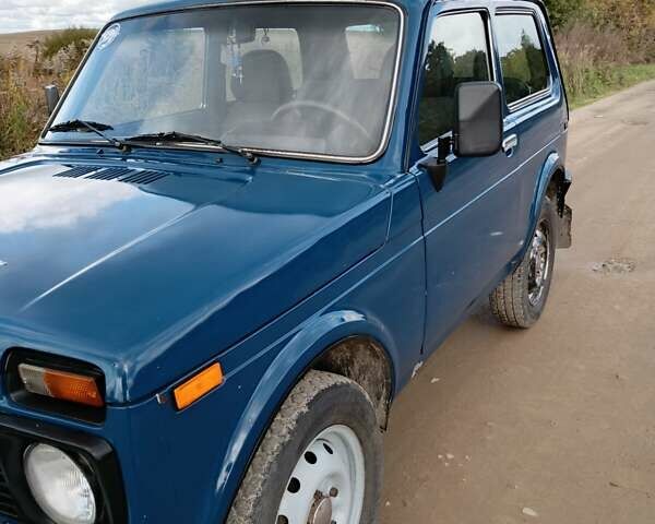 Синий ВАЗ 21214, объемом двигателя 1.7 л и пробегом 88 тыс. км за 4000 $, фото 10 на Automoto.ua